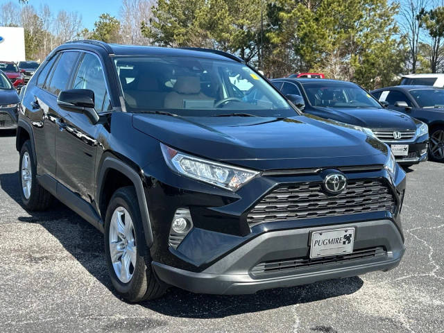 2021 Toyota RAV4 XLE FWD photo