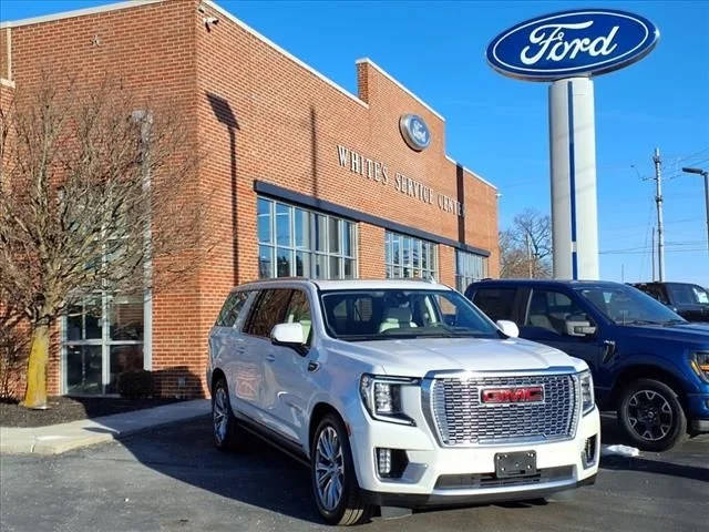 2021 GMC Yukon XL Denali 4WD photo