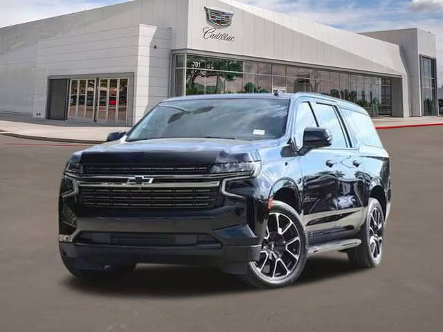 2021 Chevrolet Suburban RST RWD photo
