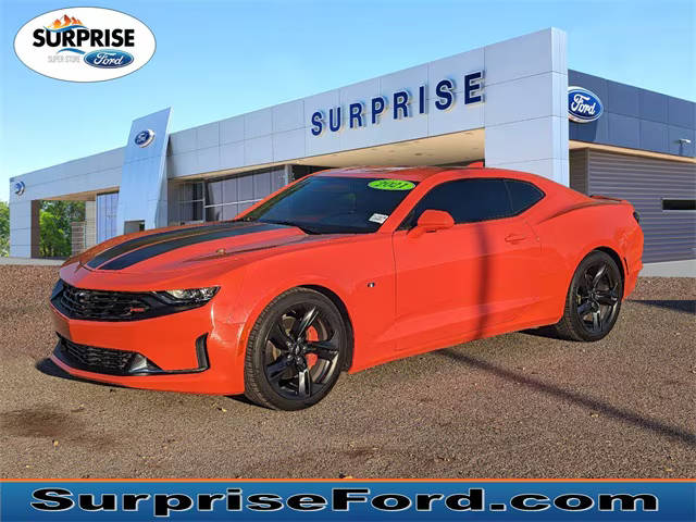 2021 Chevrolet Camaro 1LT RWD photo