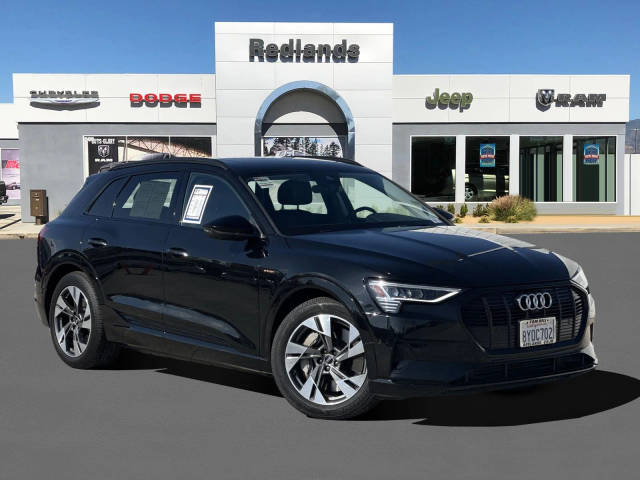 2021 Audi e-tron Premium AWD photo