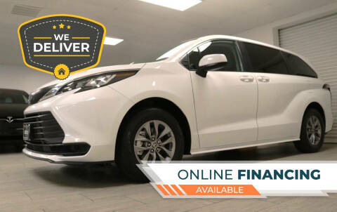 2021 Toyota Sienna LE FWD photo