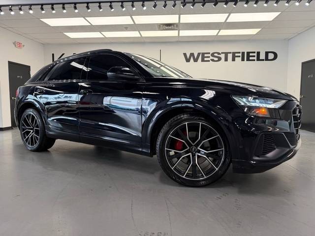 2021 Audi Q8 Prestige AWD photo