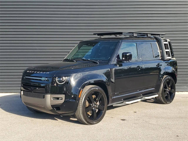 2021 Land Rover Defender 110 X-Dynamic HSE AWD photo