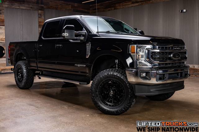 2021 Ford F-250 Super Duty LARIAT 4WD photo