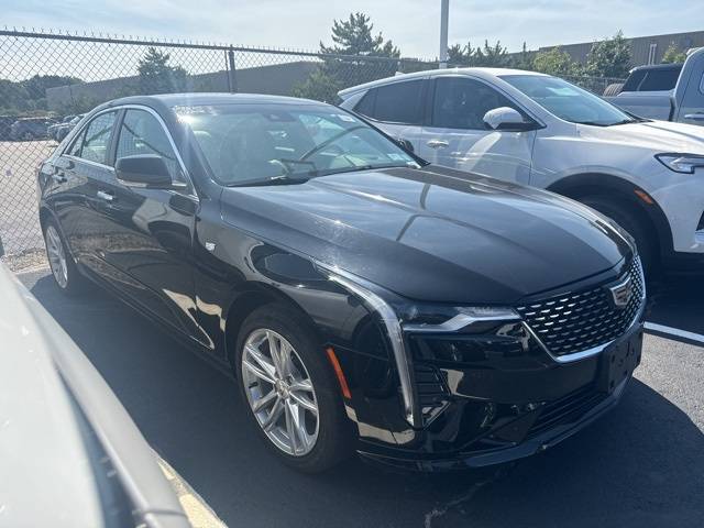 2021 Cadillac CT4 Luxury AWD photo