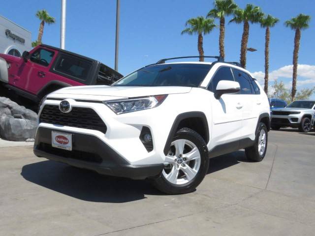 2021 Toyota RAV4 XLE FWD photo