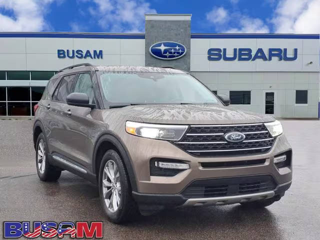 2021 Ford Explorer XLT 4WD photo