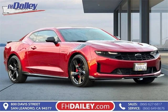 2021 Chevrolet Camaro LT1 RWD photo