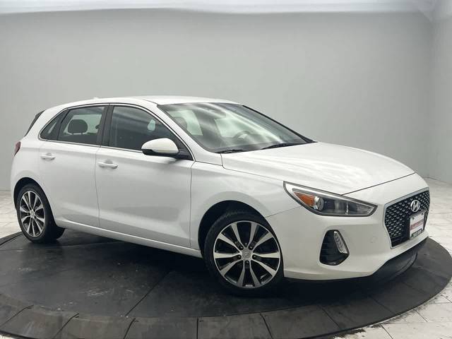 2019 Hyundai Elantra GT FWD photo