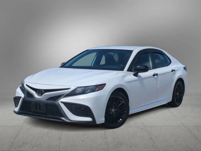 2021 Toyota Camry SE Nightshade FWD photo