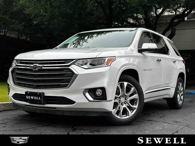 2021 Chevrolet Traverse Premier FWD photo
