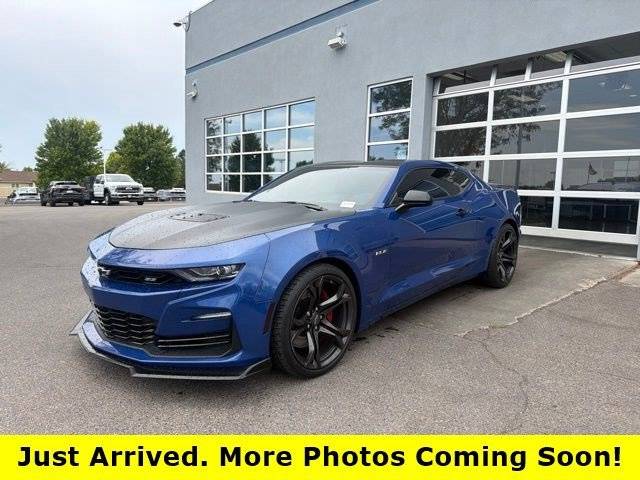 2021 Chevrolet Camaro 1SS RWD photo