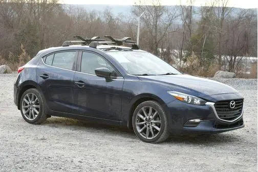 2018 Mazda 3 Touring FWD photo