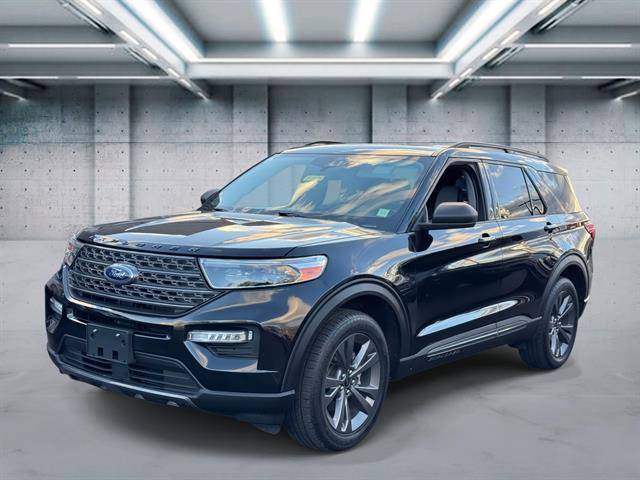 2021 Ford Explorer XLT 4WD photo