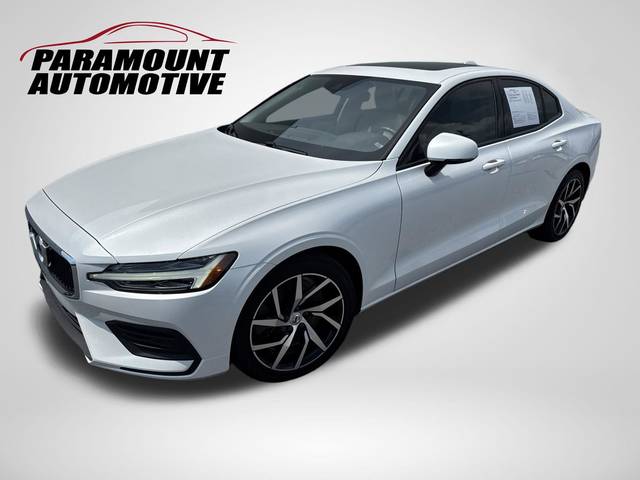 2020 Volvo S60 Momentum AWD photo