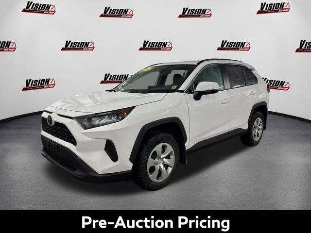 2021 Toyota RAV4 LE AWD photo