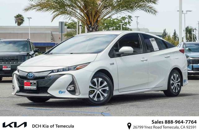 2021 Toyota Prius Prime Limited FWD photo