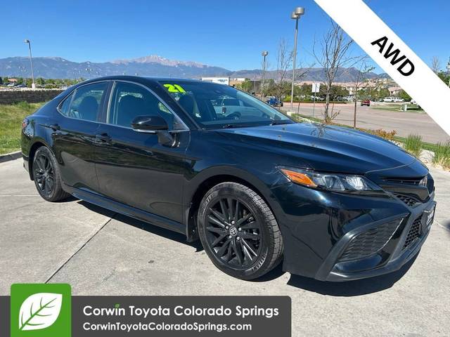 2021 Toyota Camry SE AWD photo