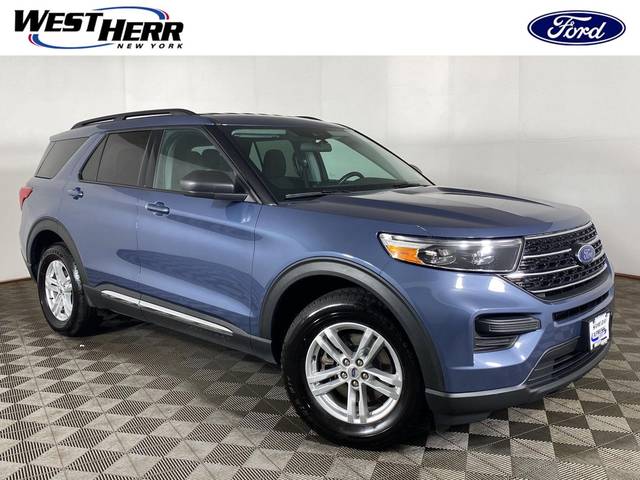2021 Ford Explorer XLT 4WD photo