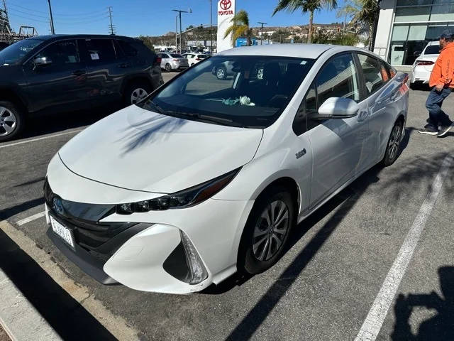 2021 Toyota Prius Prime XLE FWD photo