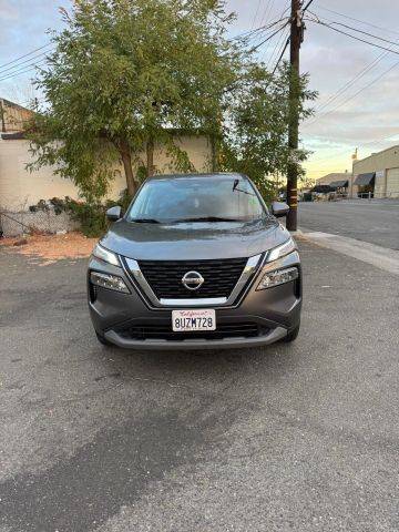 2021 Nissan Rogue SV FWD photo
