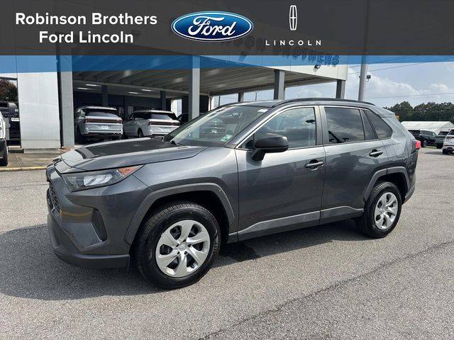 2021 Toyota RAV4 LE FWD photo