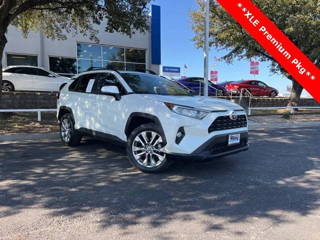 2021 Toyota RAV4 XLE Premium FWD photo