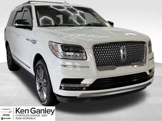 2021 Lincoln Navigator Reserve 4WD photo