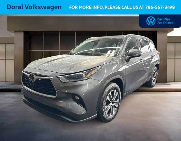 2021 Toyota Highlander XLE FWD photo