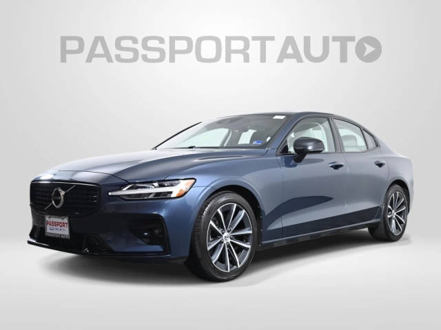 2021 Volvo S60 Momentum AWD photo