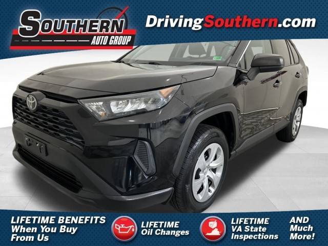 2021 Toyota RAV4 LE FWD photo