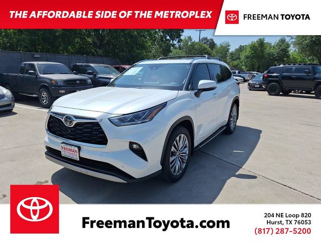 2021 Toyota Highlander Platinum FWD photo