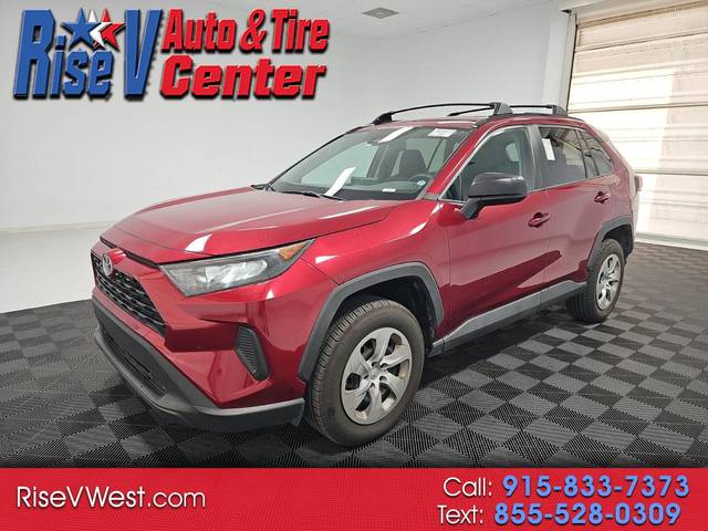 2021 Toyota RAV4 LE FWD photo