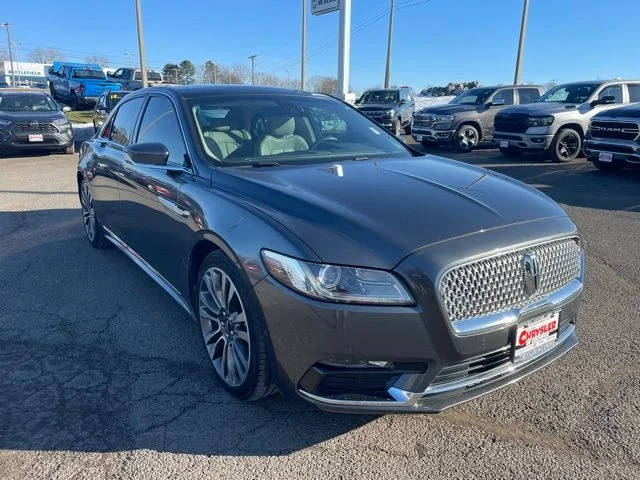 2017 Lincoln Continental Reserve AWD photo