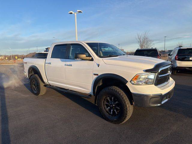 2016 Ram 1500 SLT 4WD photo