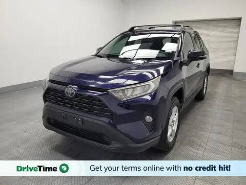 2020 Toyota RAV4 XLE AWD photo
