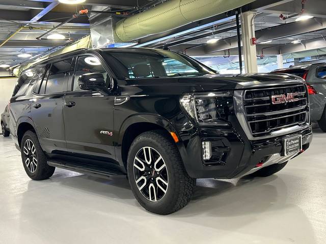 2021 GMC Yukon AT4 4WD photo