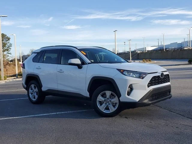 2021 Toyota RAV4 XLE FWD photo