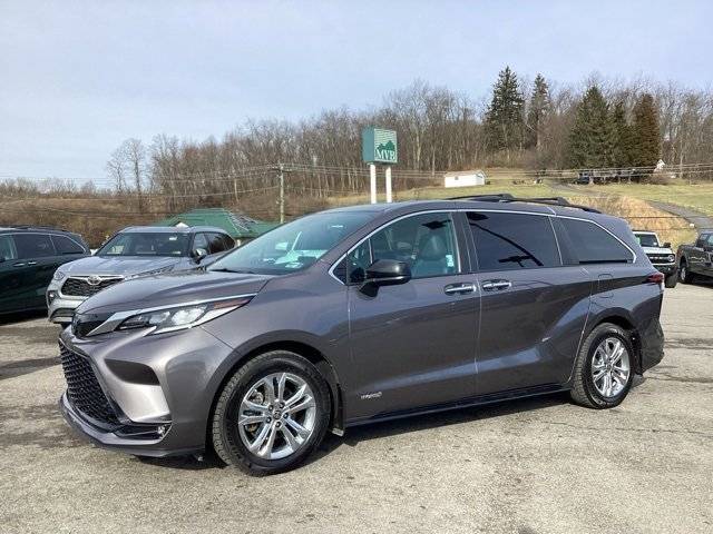 2021 Toyota Sienna XSE AWD photo