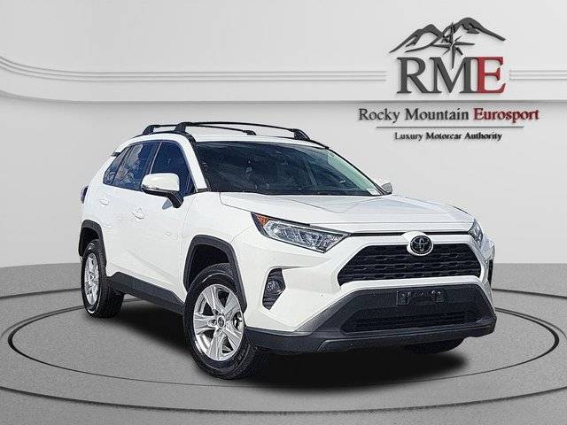 2021 Toyota RAV4 XLE AWD photo