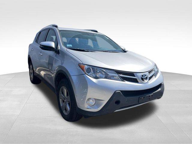 2015 Toyota RAV4 XLE AWD photo