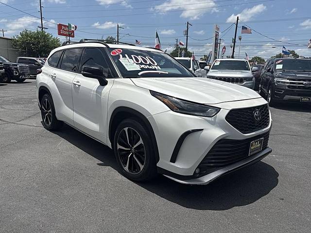 2021 Toyota Highlander XSE FWD photo