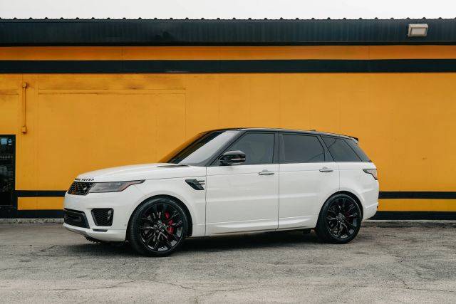 2021 Land Rover Range Rover Sport HST AWD photo