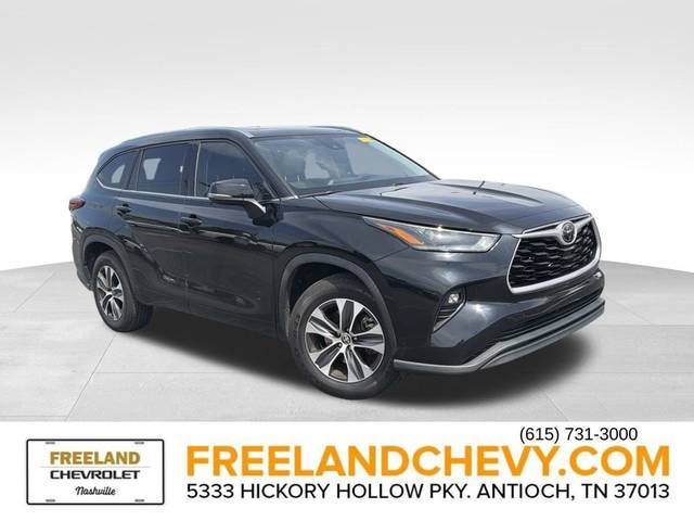 2021 Toyota Highlander XLE FWD photo