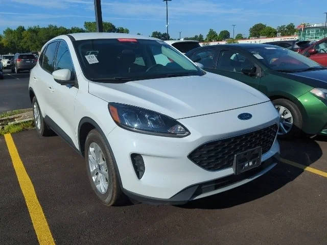 2021 Ford Escape SE FWD photo