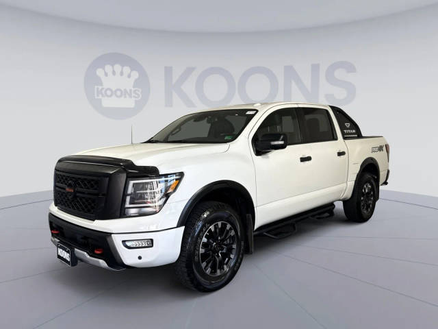 2021 Nissan Titan PRO-4X 4WD photo