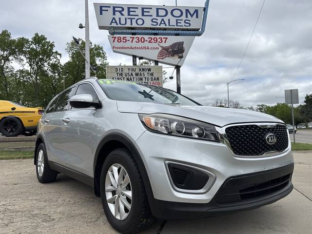 2017 Kia Sorento LX FWD photo