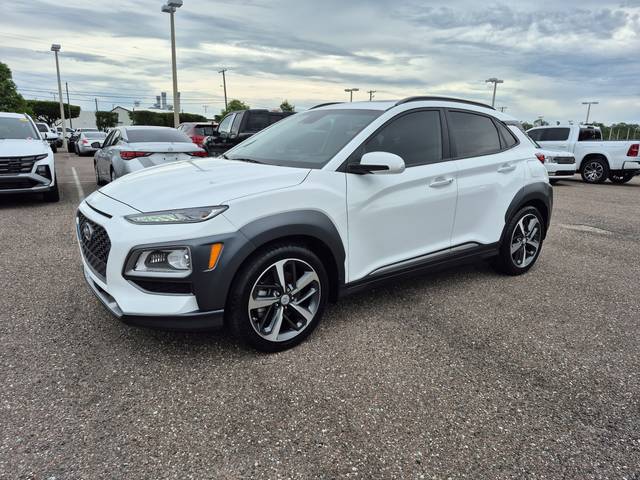 2021 Hyundai Kona Ultimate FWD photo