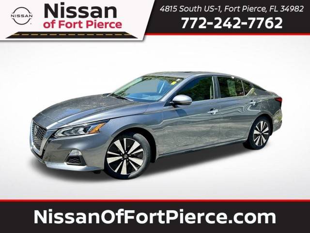 2021 Nissan Altima 2.5 SV FWD photo